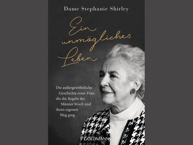 Cover der Memoiren von Dame Stephanie Shirley "Ein unmögliches Leben. Die außergewühnliche Geschichte einer Frau, die die Regeln der Männer brach und ihren eigenen Weg ging" mit einem Foto von ihr