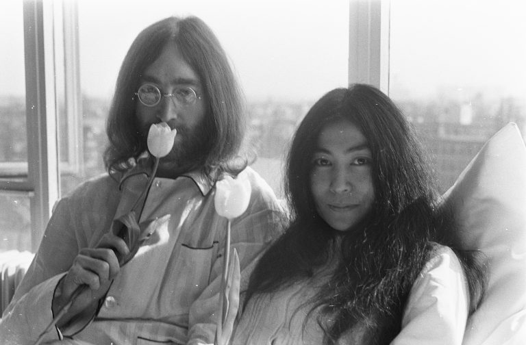 Yoko Ono und John Lennon