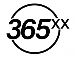 Logo, das aus der Zahl 365 in der Mitte eines Kreises und zwei kleinen Xen am Rand besteht