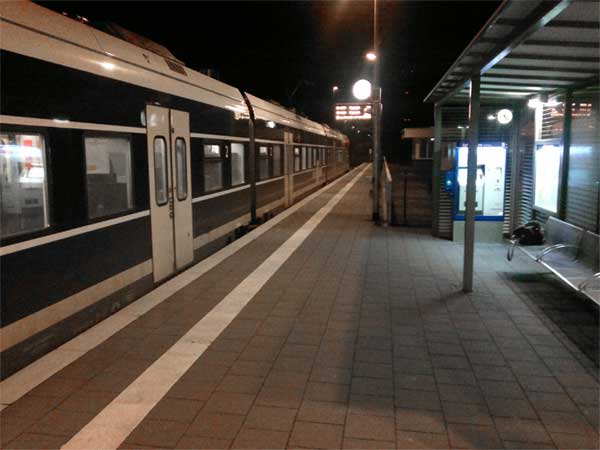 Zug im Bahnhof
